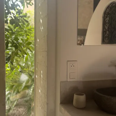 Hôtel capsule écurie De L Oasis