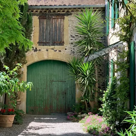 Ecurie De L Oasis 胶囊旅馆